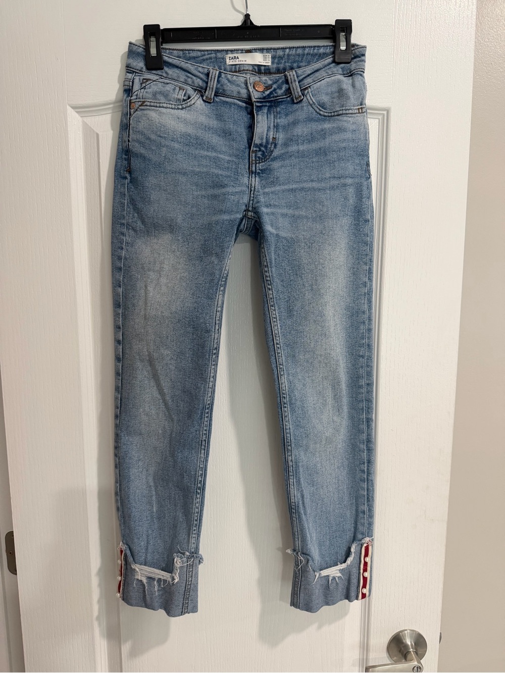 Zara Light Blue Distressed Crop Jeans - Women's